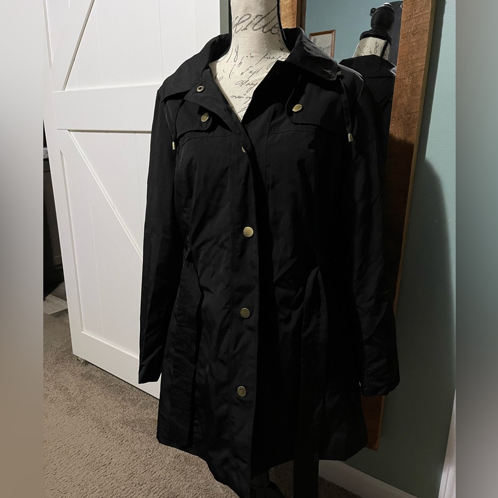 EUC!!! Women's London Fog Black Trench Coat